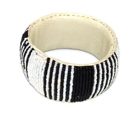 Bracelet-cuir-perle_4886