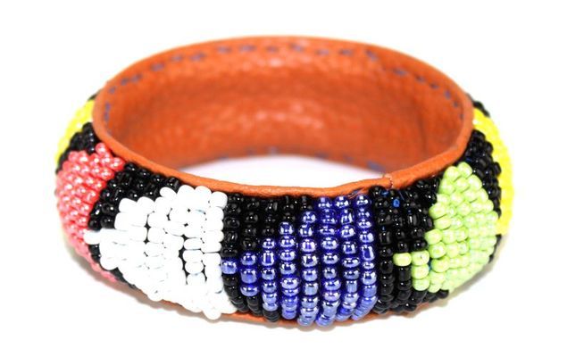 Bracelet-cuir-perle_4891