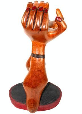 Statuette-main-bois_9797
