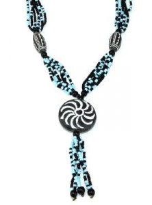 Collier-perles-touareg_5052