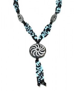 Collier-perles-touareg_5054